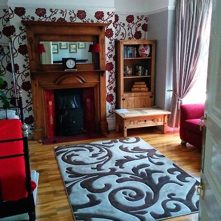 Beautiful Room In Victorian Family Home Ilford Exterior foto